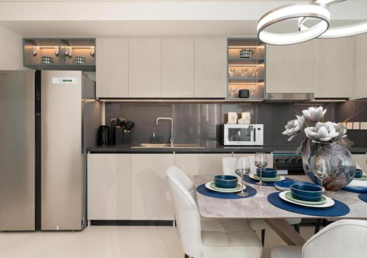 High-Floor 2 Bedroom Premium Apt And Burj Khalifa Views By Vibel Дубай Экстерьер фото
