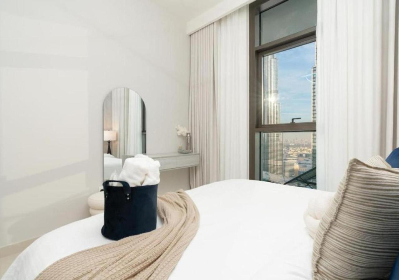 High-Floor 2 Bedroom Premium Apt And Burj Khalifa Views By Vibel Дубай Экстерьер фото